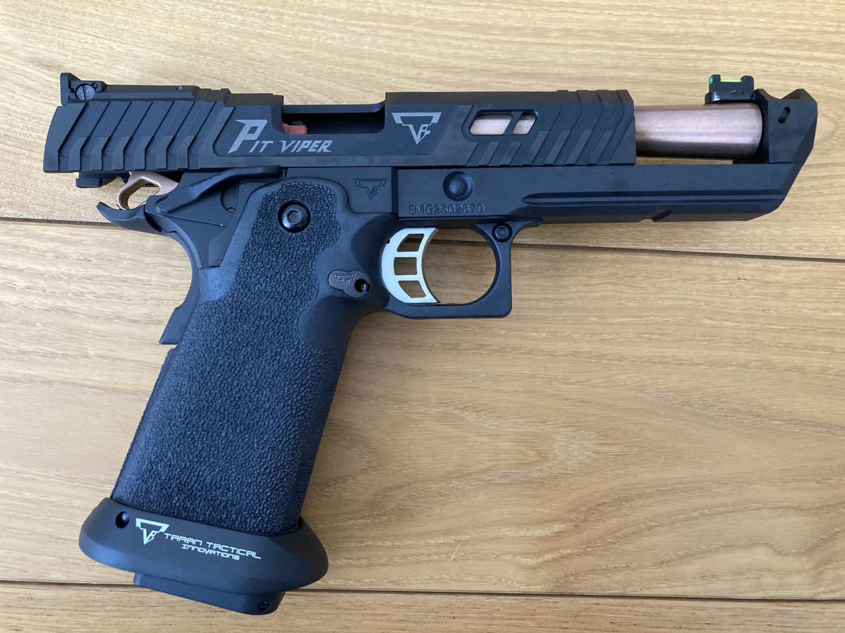 EMG TTI Pit Viper ピットバイパー ガスガンの入札履歴 - 入札者の順位