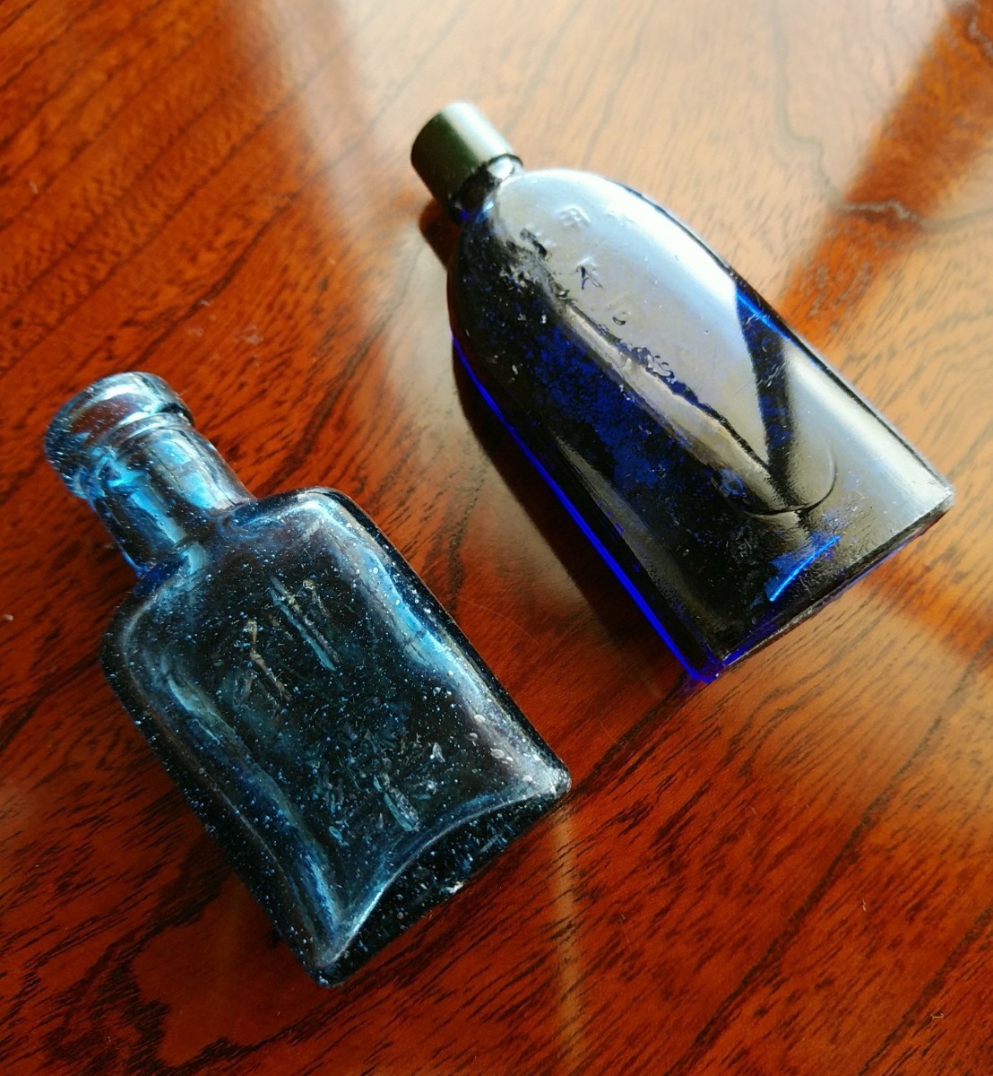 コレクション放出！！ 戦前 不可飲 神薬 瓶 2本セット！ 古瓶 レトロ瓶