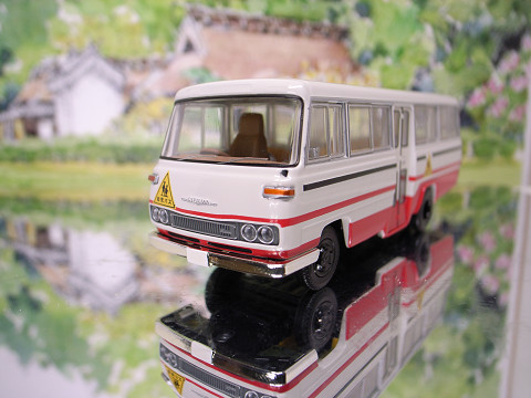 TOMYTEC / TLV 1/64 LV-N60a 日産 シビリアン 幼稚園バス 希少美品