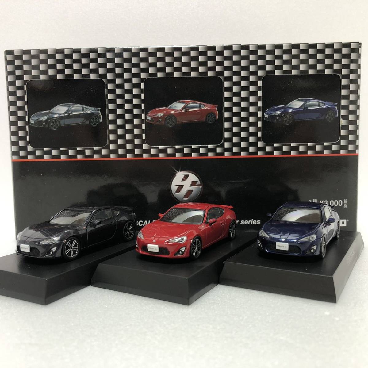 京商 TOYOTA86 1/64 3台セット　ミニカー　限定3000セット ☆新品未開封☆サークルKサンクス限定 京商 トヨタ TOYOTA 86 ダイ