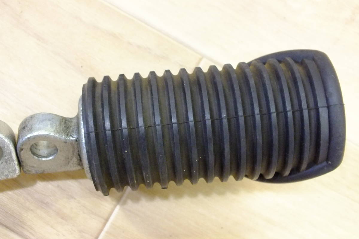 ◆ エボ ハーレー純正ステップ/ペグ ダイナ/スポーツスター 中古（検索）アンチバイブレーションタイプXLH883/XLH1200/XL883/XL1200/FXDL