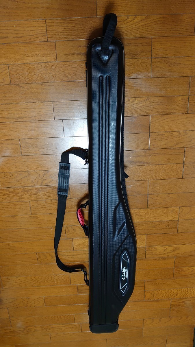 がまかつ　成形ハードロッドケース