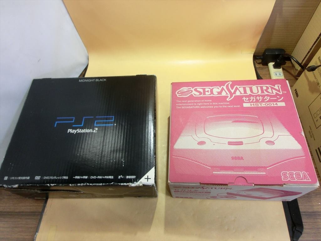 【HW42-23】【100サイズ】ソニー PlayStation2 本体/SEGA セガサターン 本体 他/通電可/ジャンク扱い/※傷 汚れ有り