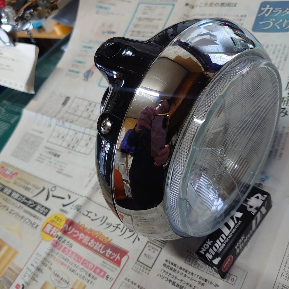 CB400フォア、ヨンフォア、サンゴーフォア、KH250、KH400、ss250、ss350、ss400用ジビエ凹みヘッドライト - 画像 │ CB400FOUR」再見2輪デザインに革命を起こした 70s国産名車「ホンダ (空冷)&frasl;ホンダの新車・中古バイクの相場、バイク情報