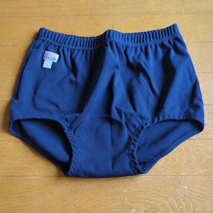 カンコー ブルマのYahoo!オークション(旧ヤフオク!)の相場・価格を見る