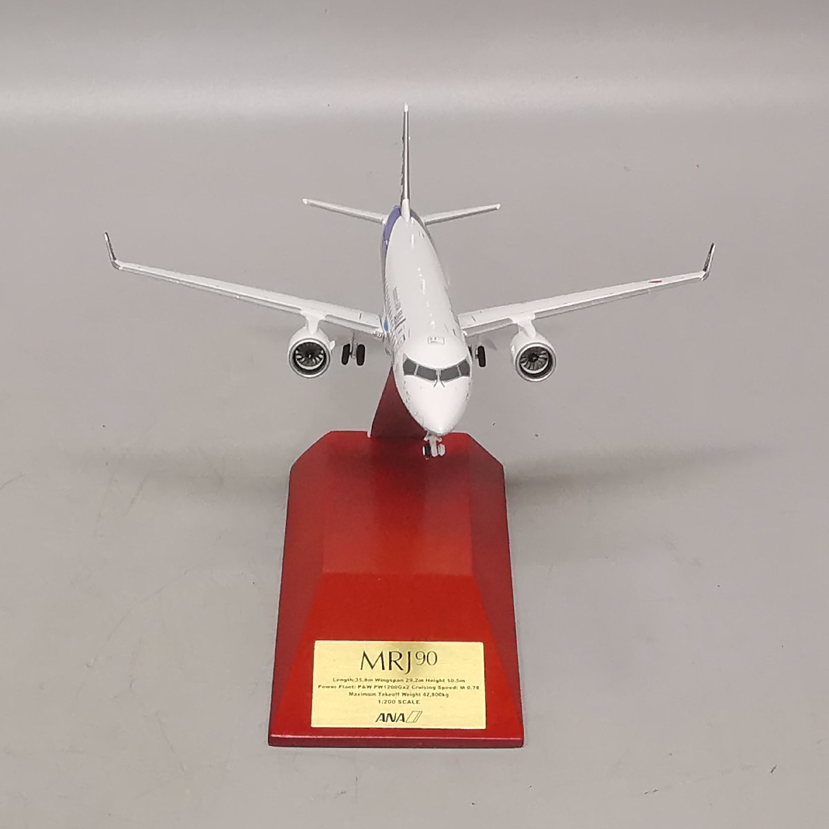 全日空商事 1/200 ANA MRJ90 台座付 Z4225 ANA MRJ90 1⁄200