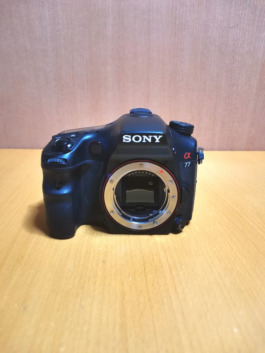 SONY α77 SLT-A77V ボディ デジタル一眼レフ 電池無し 動作未確認