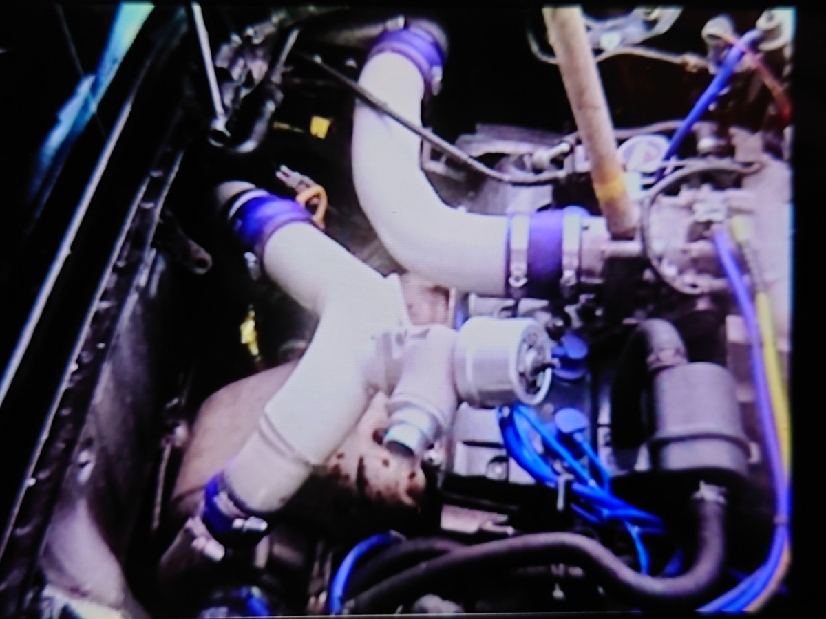 MR-2 　SW20 ガレージ福井インタークーラ キットのパイプ　ブローオフバルブが付いてます_6