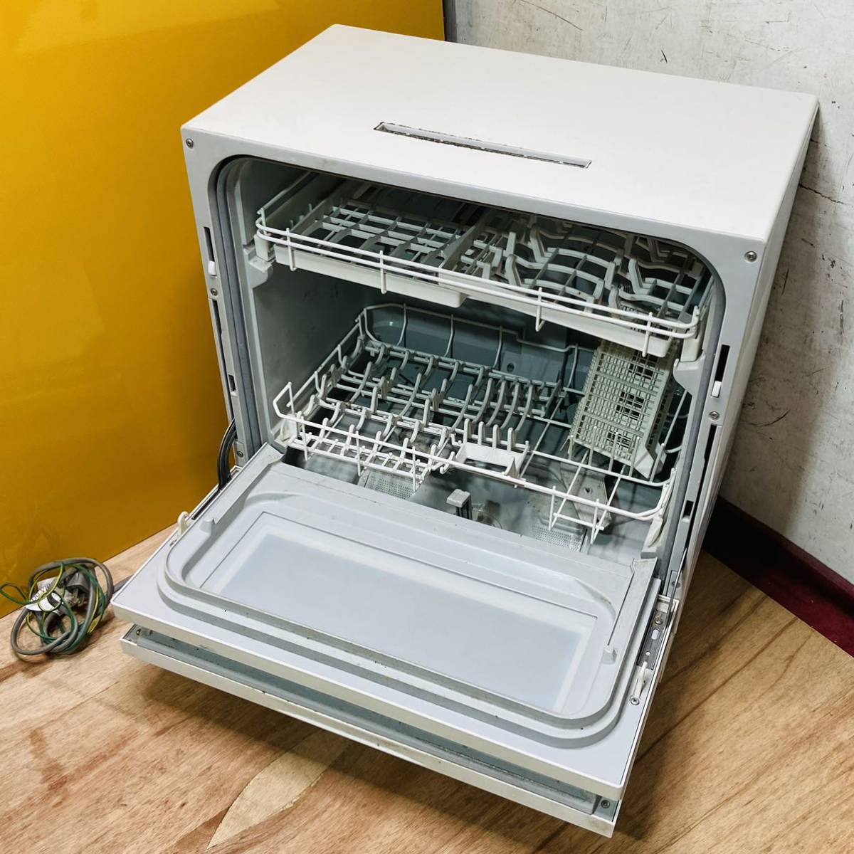 NP-TH2-W 食器洗い乾燥機 パナソニック Panasonic ホワイト | 食洗機 
