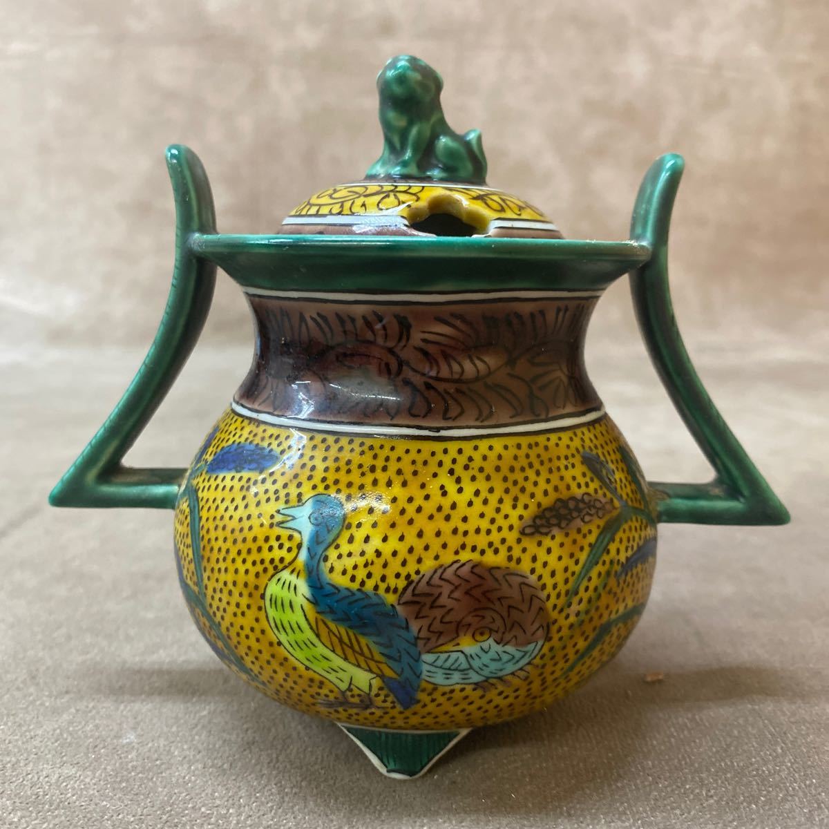 九谷焼 角福 香炉 三足 獅子 クタニ 高さ約12cm 古い 骨董 コレクション 獅子蓋 鳥図 三足香炉 時代古玩