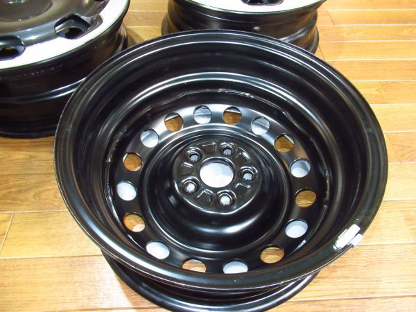 10系シエンタ　鉄ホイール　ホイールキャップ　15インチ　5H-100 トヨタ10系シエンタ純正15インチスチールホイール（純正ホイール