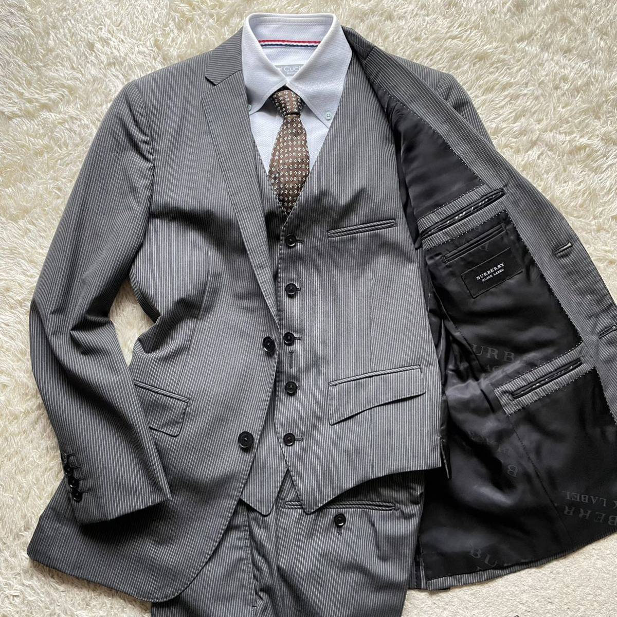 バーバリーブラックレーベル【英国紳士の正装】BURBERRY スリーピース