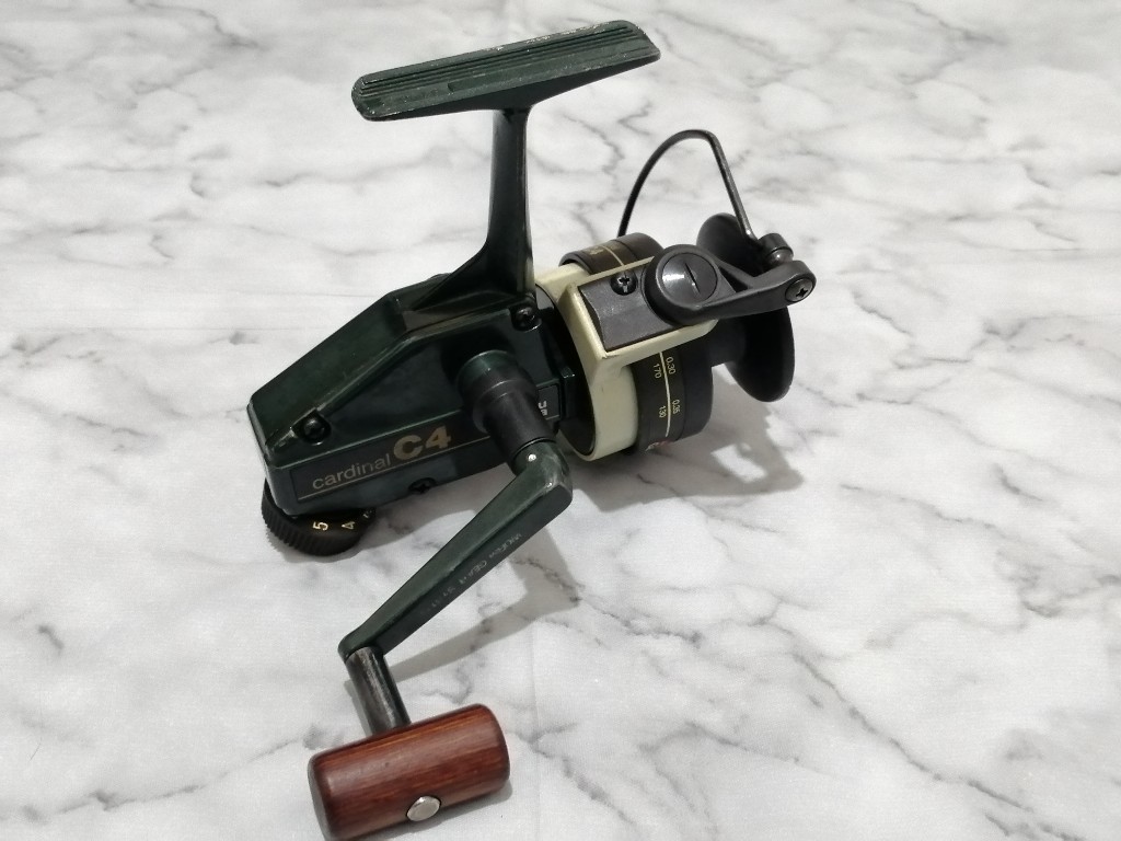 ABU505 アブ505 スピンキャストリール 実釣可能も相応の経年変化