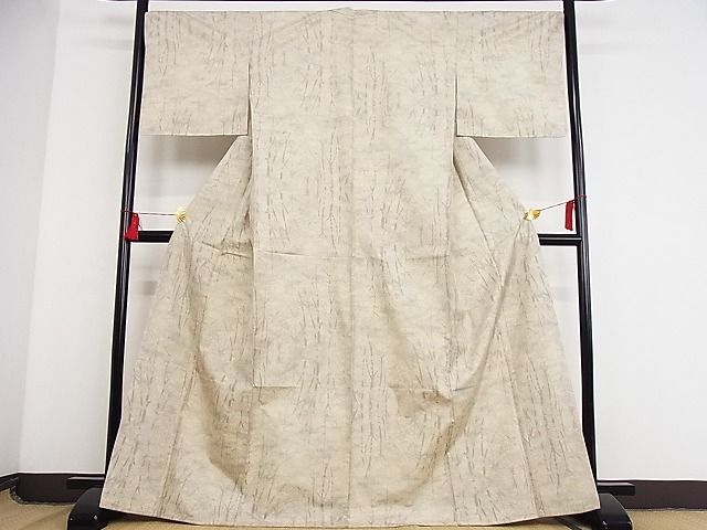 平和屋-こころ店□本場大島紬 白大島 9マルキ 枝花文 着丈166cm
