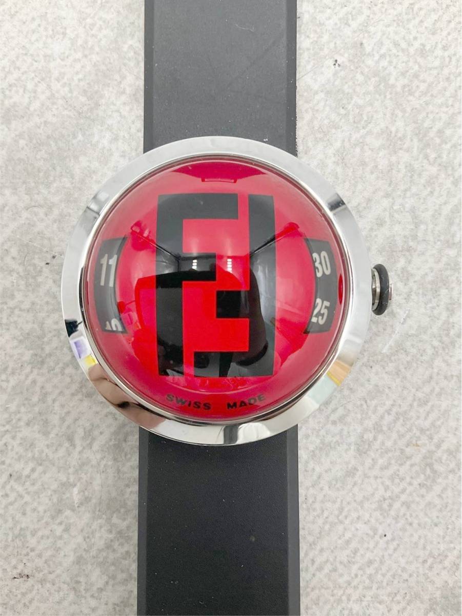 FENDI フェンディ ブースラ クォーツ式腕時計　赤 ☆時計☆FENDI フェンディ QZ 8010G ブースラ ドーム型 赤文字盤