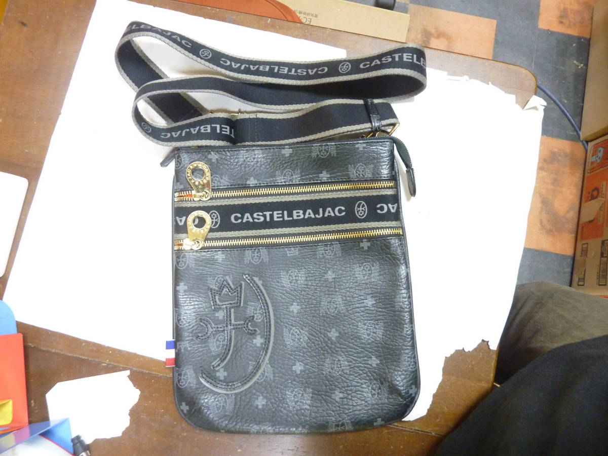 [ CASTELBAJAC カステルバジャック ]ショルダーバッグ 本体約28㎝ 黒 合皮 送料無料