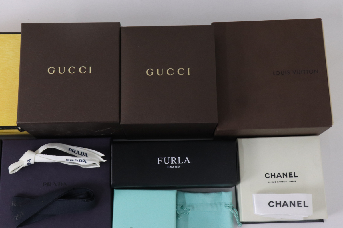 ★【ブランド空きケース・袋37点まとめ】 Louis Vuitton /FENDI /Gucci 等 収納 空き箱 コレクション コレクター 003FXFR47