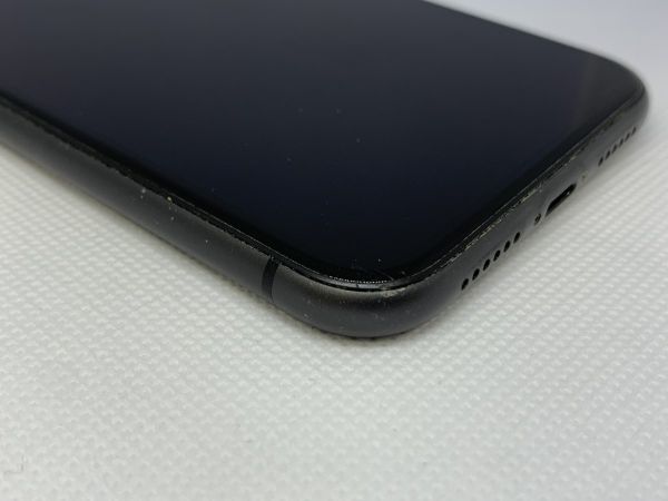 ☆送料無料☆ジャンク☆softbank☆iPhone 11 64GB☆Black ☆送料無料☆ジャンク☆softbank☆iPhone 11 64GB☆Black