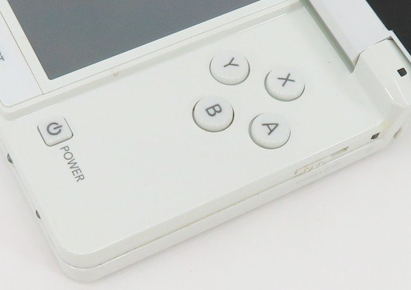 ○【任天堂】ニンテンドー3DS アイスホワイト 【公式通販】