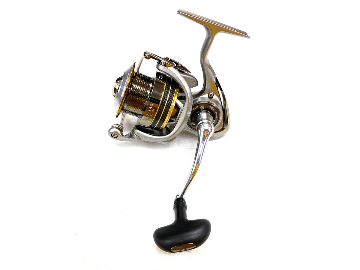 ☆超美品☆ ダイワ 12ルビアス 3012H DAIWA 12 LUVIAS スピニング