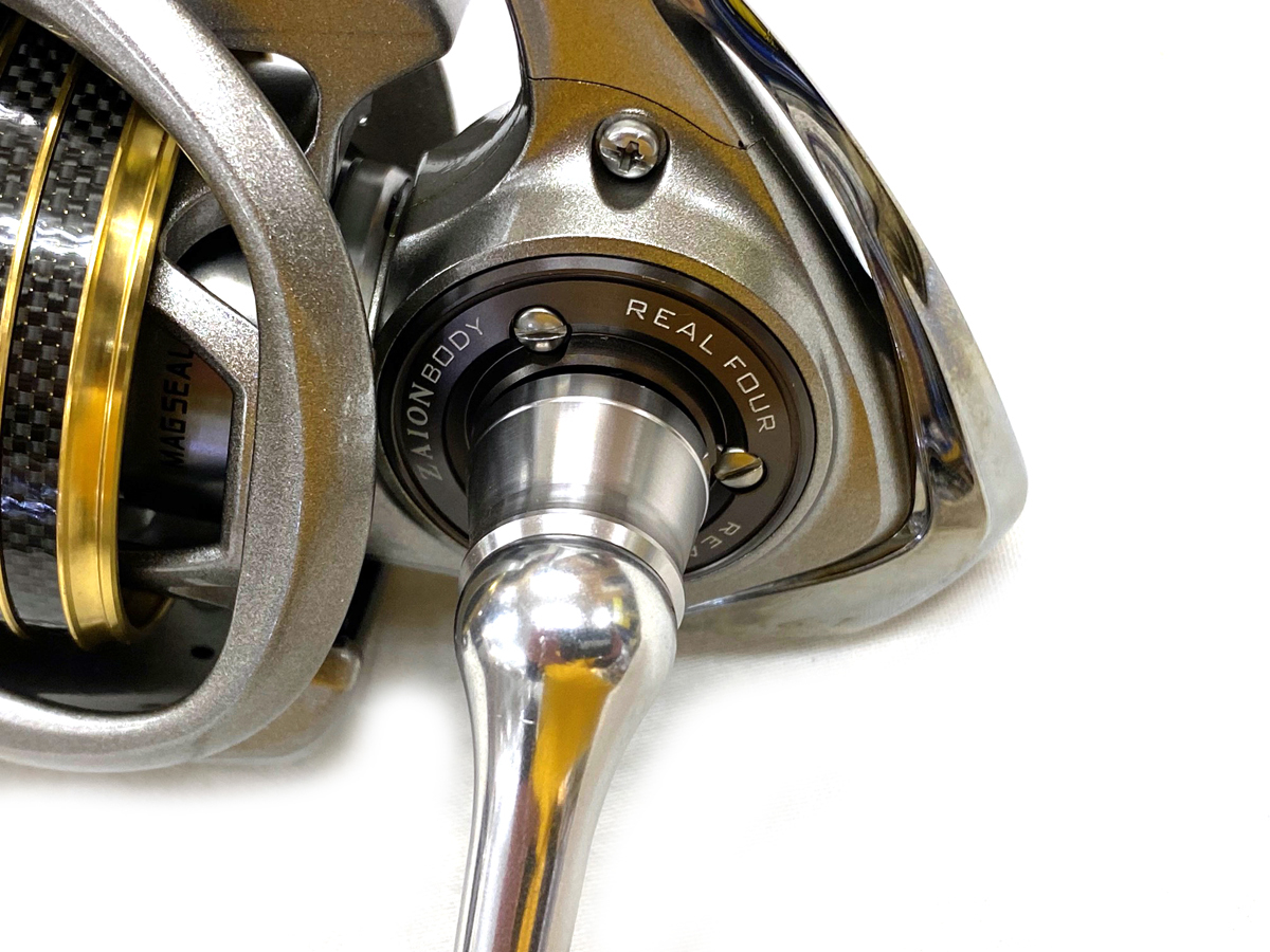☆超美品☆ ダイワ 12ルビアス 3012H DAIWA 12 LUVIAS スピニング
