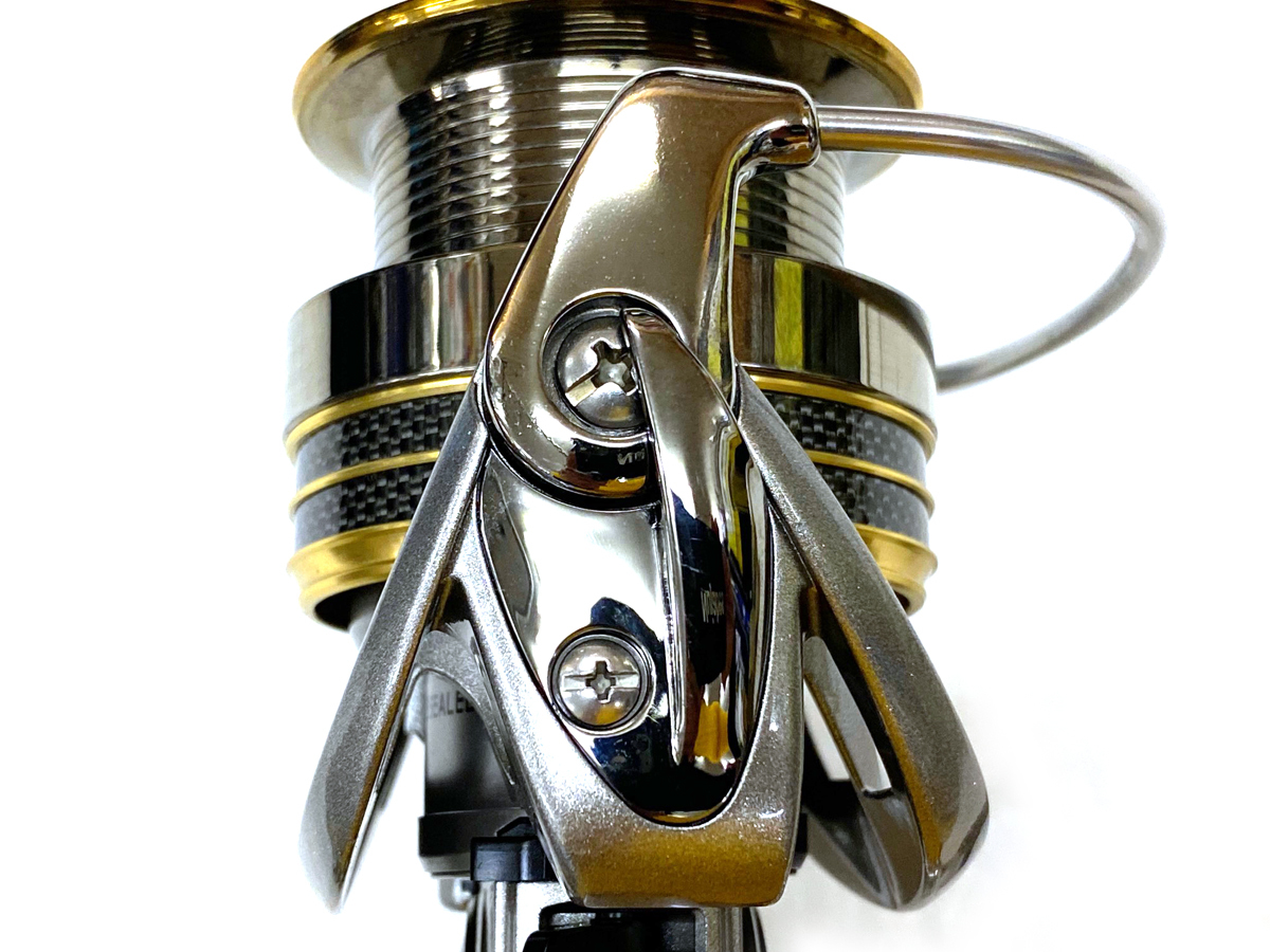 ☆超美品☆ ダイワ 12ルビアス 3012H DAIWA 12 LUVIAS スピニング