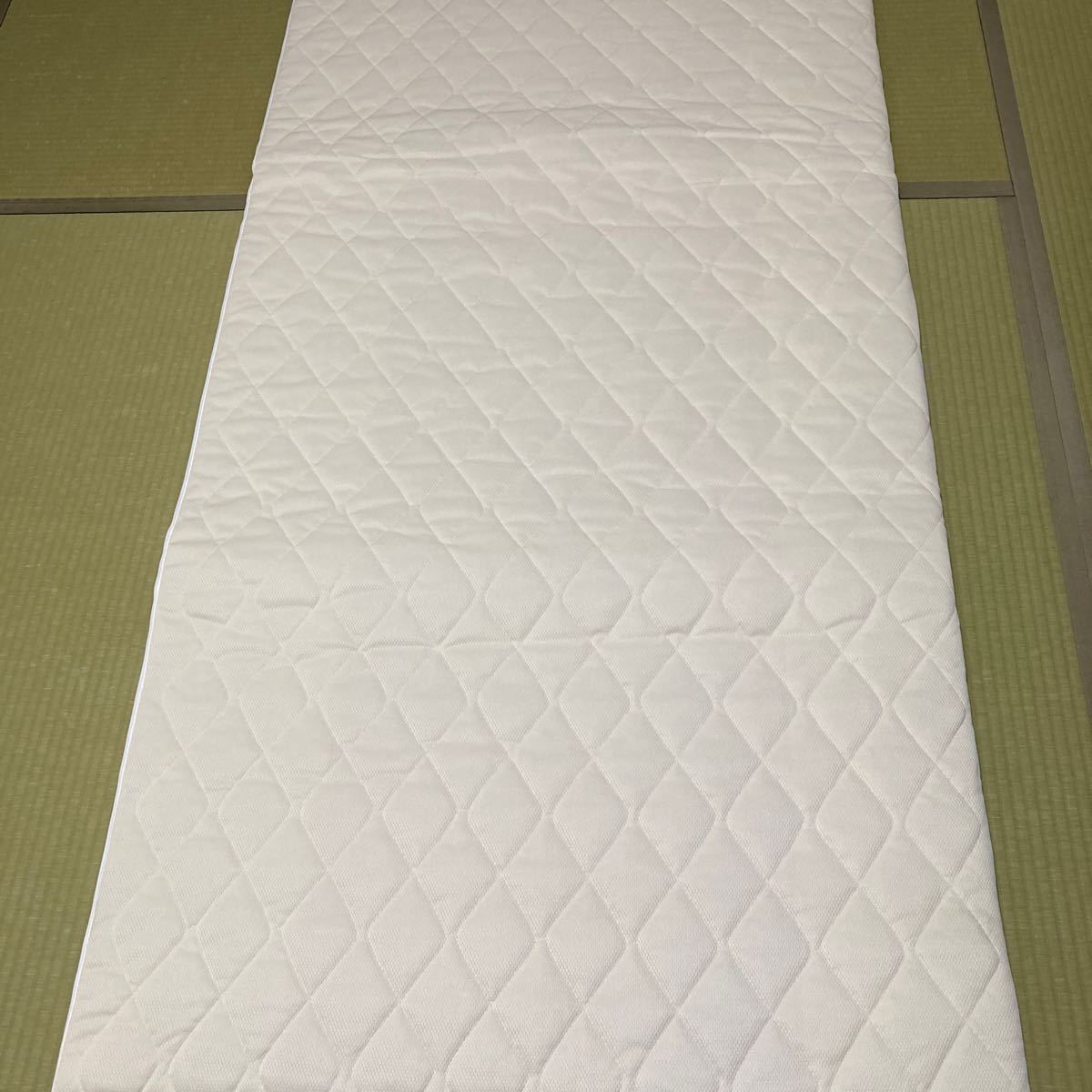 エアウィーヴの中材を使ったラジウム岩盤浴健康敷マット_3