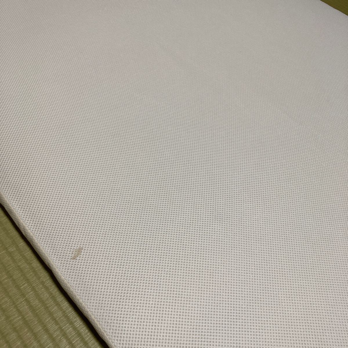 エアウィーヴの中材を使ったラジウム岩盤浴健康敷マット_5