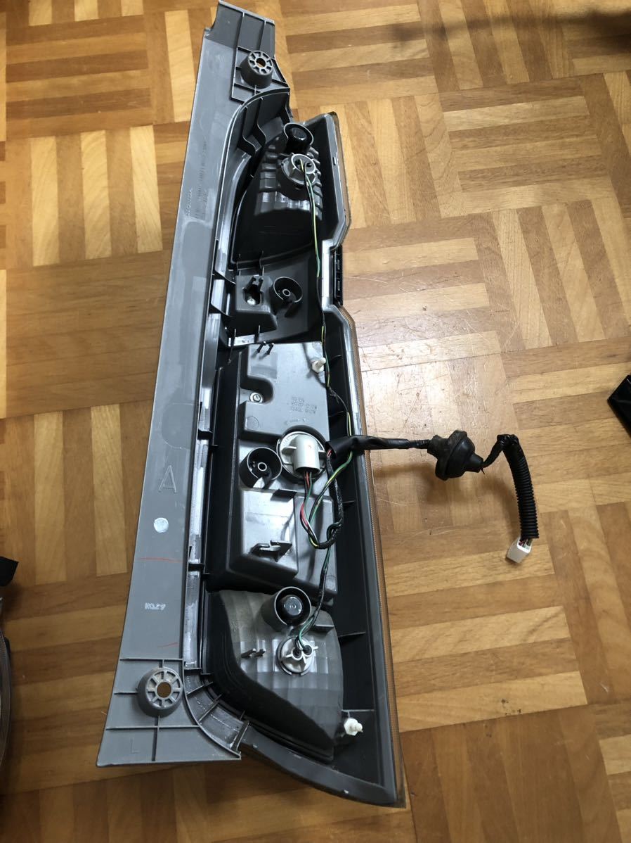 N-WGN JH1 左 テールランプ W1400 N-WGN JH1 W1400 ヒンダ STANLEY 動作