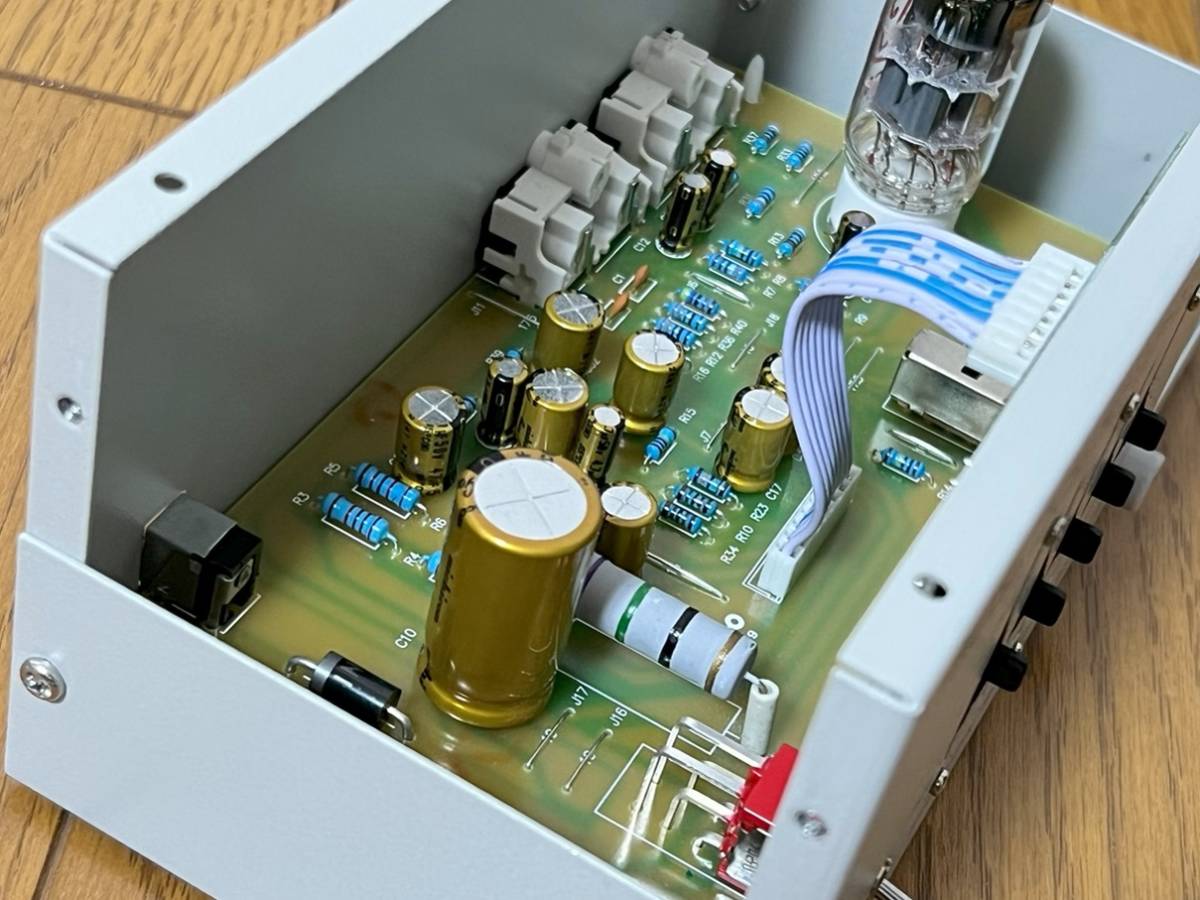 LUXMAN ラックスマン LXV-OT9 真空管 グラフィックイコライザー ケース