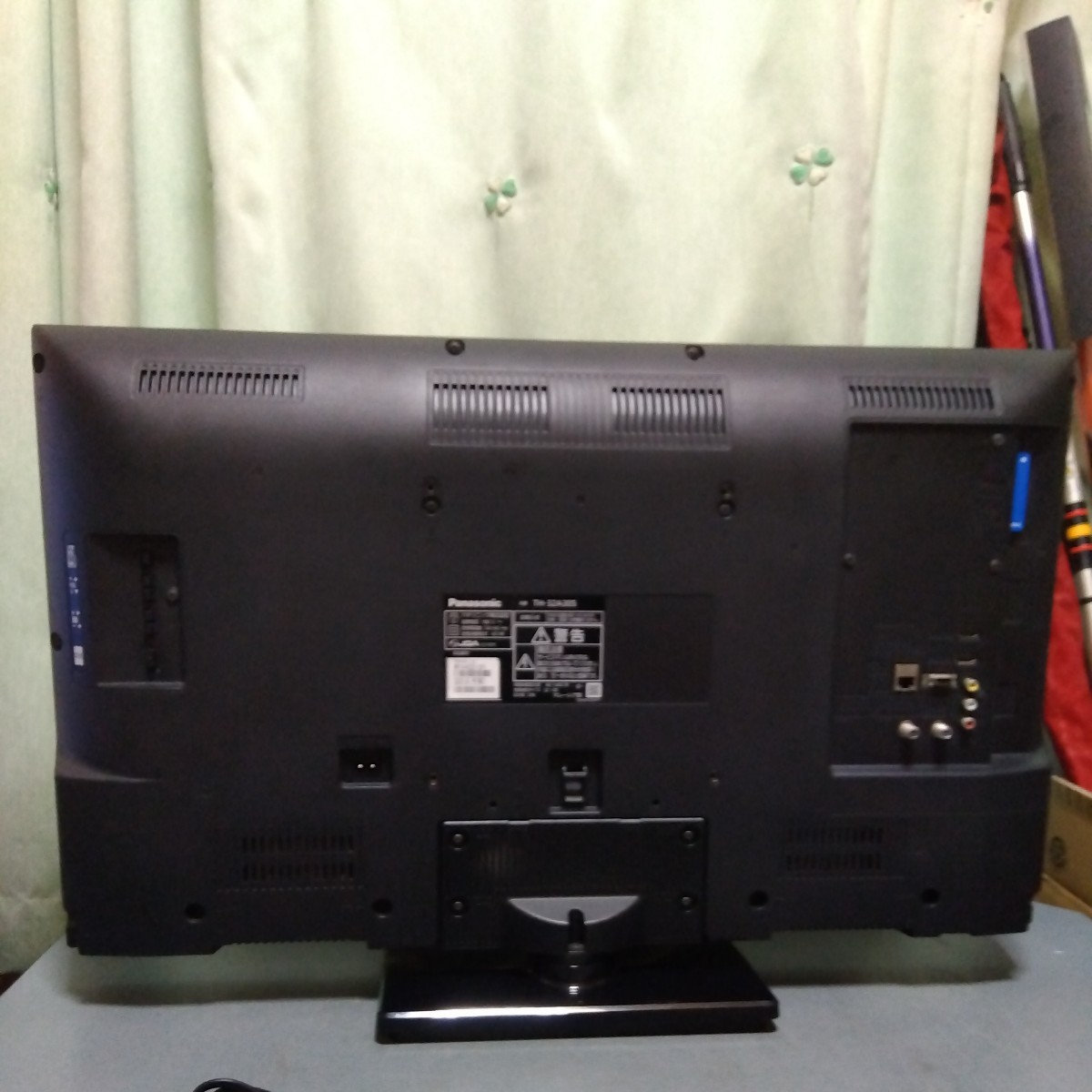 パナソニック 32V型 液晶 テレビ VIERA TH-32A305 動作確認済み 2014年
