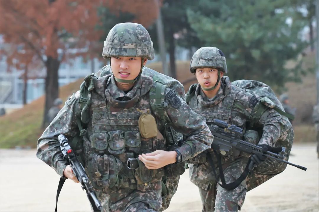 韓国軍 防弾チョッキ 花崗岩迷彩 Mサイズ(電動ガン)｜売買された