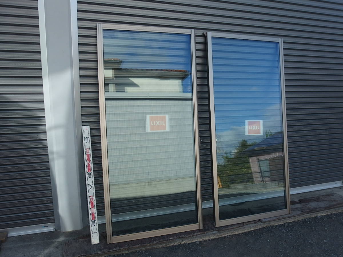 在庫品 アルミサッシ LowE アルゴンガス 型 ペアガラス LIXIL TW 採風勝手口ドア 07118 (07418) L 左吊 ブラック