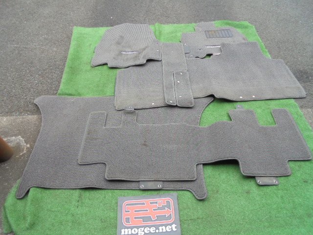 4EW2622 D2)) ホンダ ステップワゴン RK1/RK2 後期型 Gコンフォートセレクション 純正 フロアマットセット　グレー色系