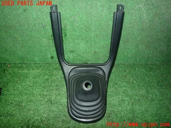 1UPJ-98667575]インプレッサ C型 WRX-STi(GC8)シフトブーツ 中古