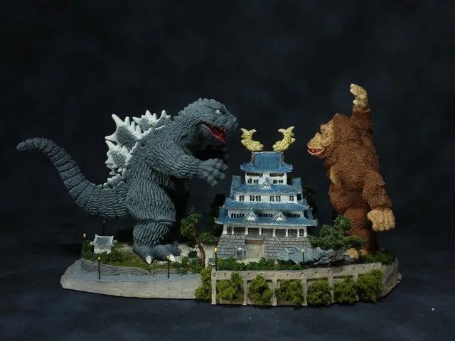 イノウエアーツ キングコング対ゴジラ イノウエアーツ『熱海城キンゴジ