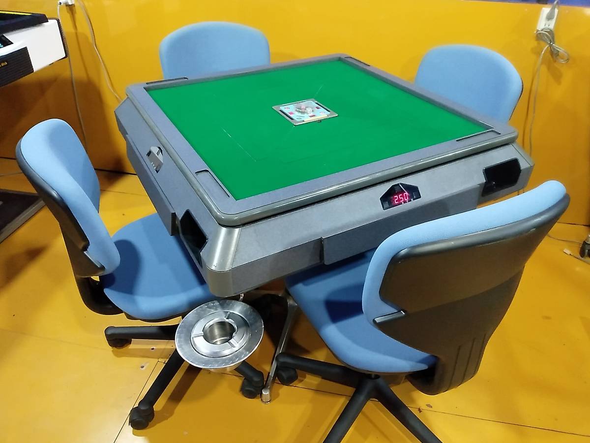 ★全自動麻雀卓　雀豪ドーム＋点リーダー丸枠　洗浄OH済＋椅子４脚（不要でもOK）TTタイミングベルト駆動式　６か月無料修理（注）