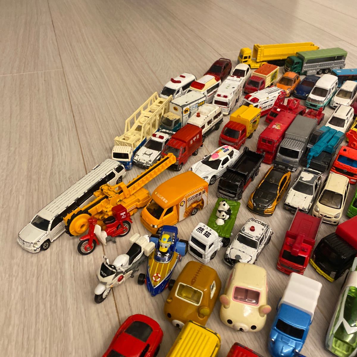 2トミカ TOMICA 大量 まとめ売り まとめて約130台セット廃盤廃番レア