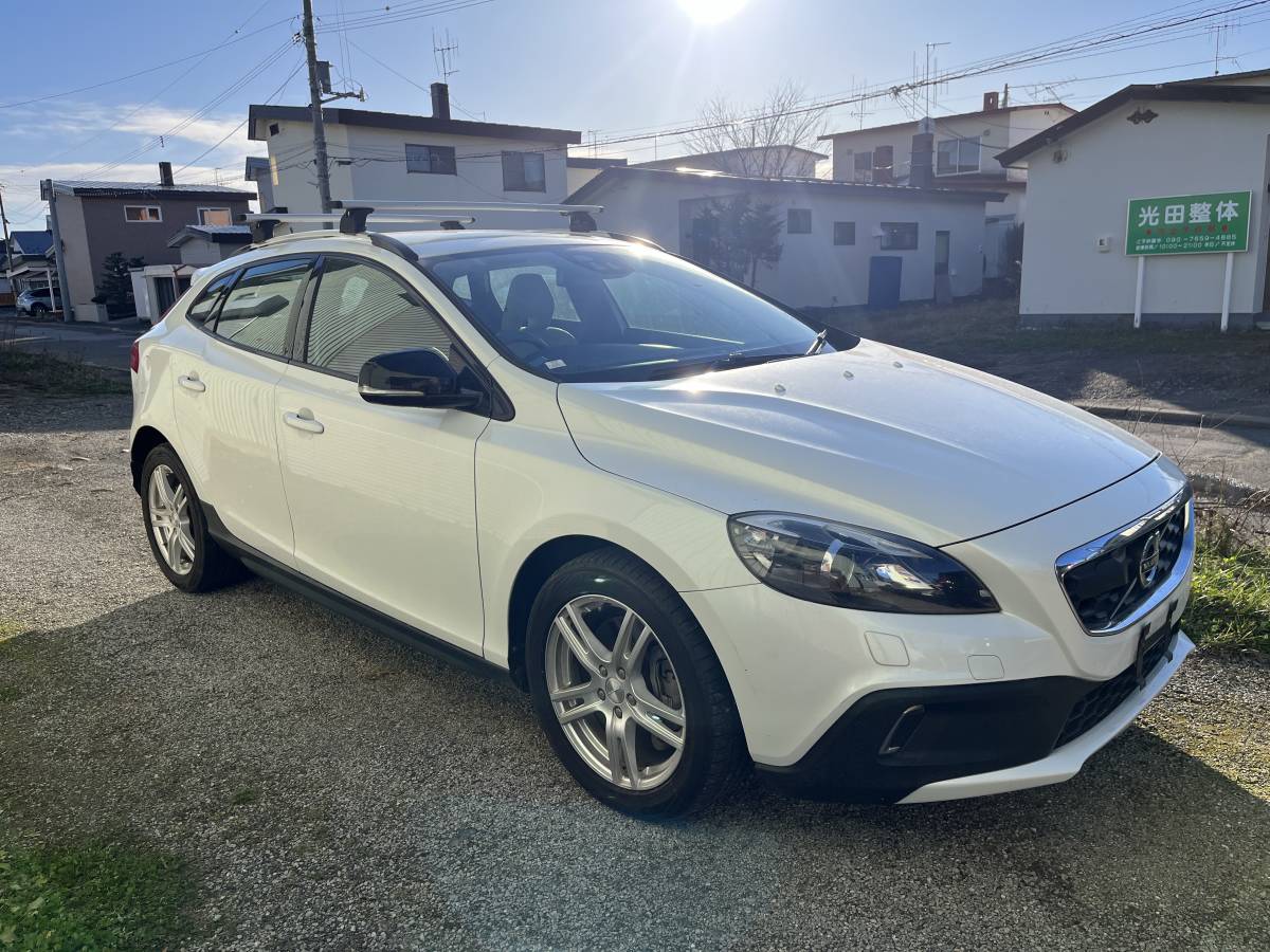 ボルボ V40 T4 SE T5 V40 クロス Co 6.7万Km 63.7万円(北海道 SE 