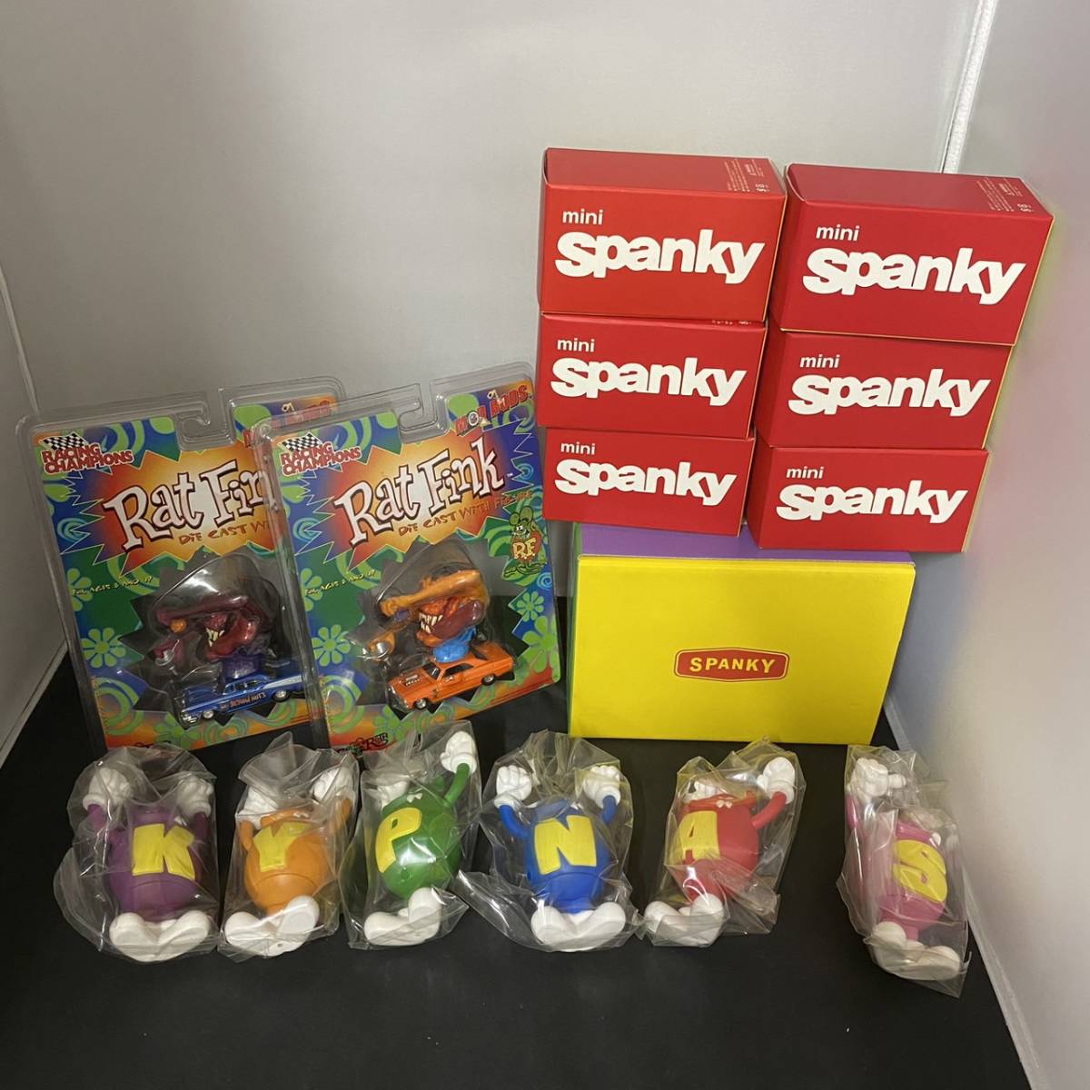 ♪♪Racing Champions Mod Rods Rat Fink Die Cast With Figure 2種 スパンキー フィギュア 6種 未使用品 ラットフィンク♪♪