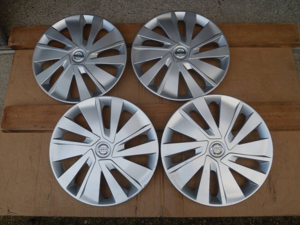 ●日産純正デイズ他　1４インチホイールキャップ　中古４枚売り切り！ 