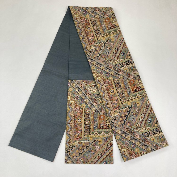 袋帯 豪華 相良刺繍 六通 逸品 花柄 格子 華 金糸 マルチカラー 帯丈 袋帯 豪華 相良刺繍 六通 逸品 花柄 格子 華 金糸 マルチカラー 帯丈