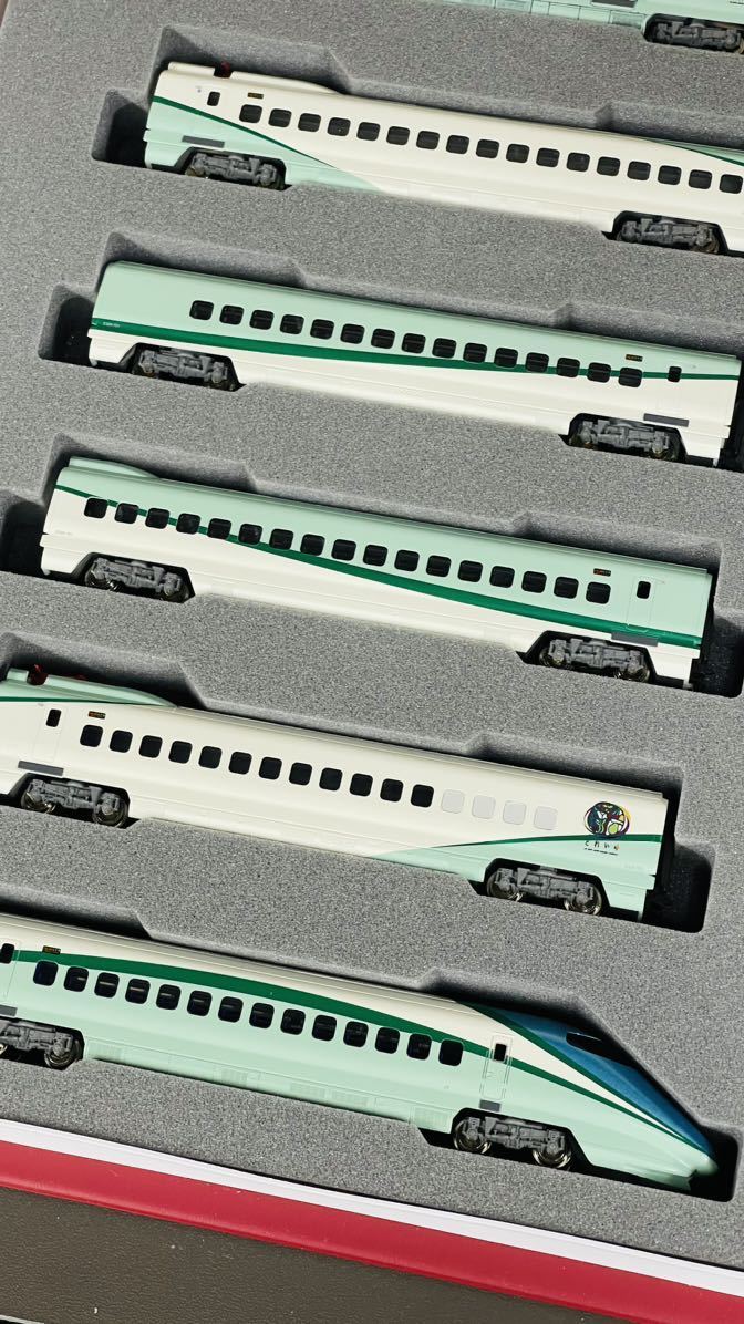 KATO 10-937 ラウンドハウスE3系700番台 山形新幹線とれいゆ KATO 10-937 ラウンドハウスE3系700番台 山形新幹線とれいゆ