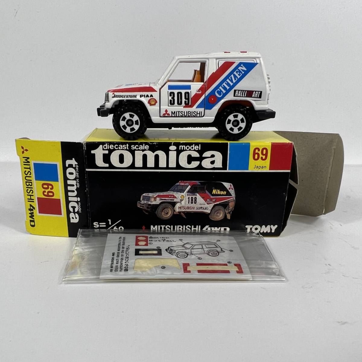 トミカ 黒箱 NO.69 三菱 パジェロ 4WD CITIZEN 309 日本製