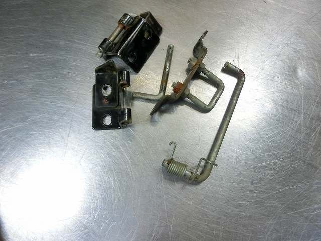 KZ550A シートヒンジ、蝶番☆Z550FX、Z400FX Z400FX シート Z550FX 超