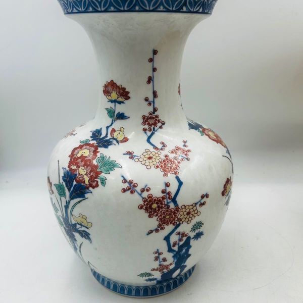 ☆ 有田焼 哲山作 花瓶 壷 色絵 金彩 伝統工芸 工芸品 工芸美術 花入