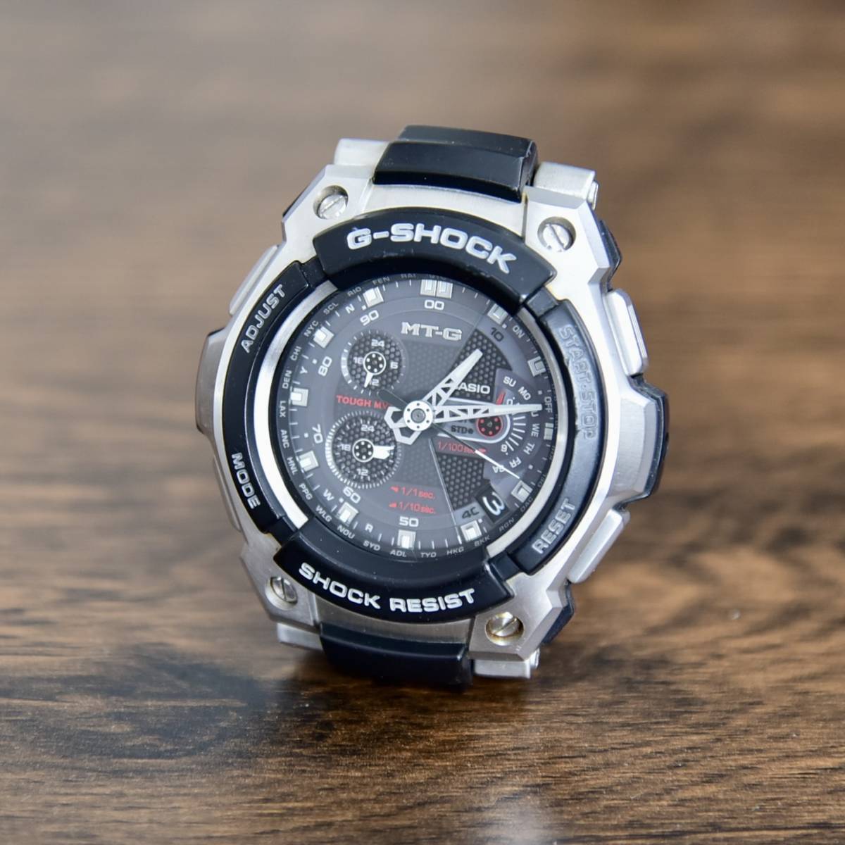 MT-G ソーラー腕時計・G-SHOCK⁄アナログ⁄グレー⁄シルバー⁄MTG-1100 