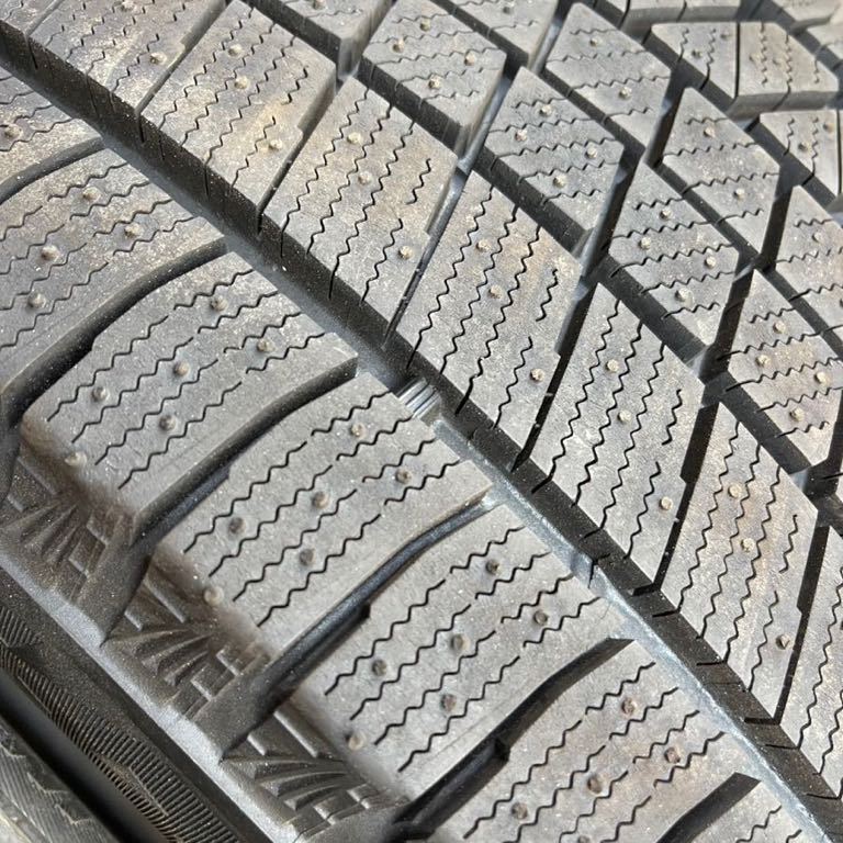 限定セール，人気 2022年 バリ溝 イボ付き BRIDGESTONE BLIZZAK VRX3 225/55R17 97Q 中古品 2本 直接の受け渡し可能 (RK)
