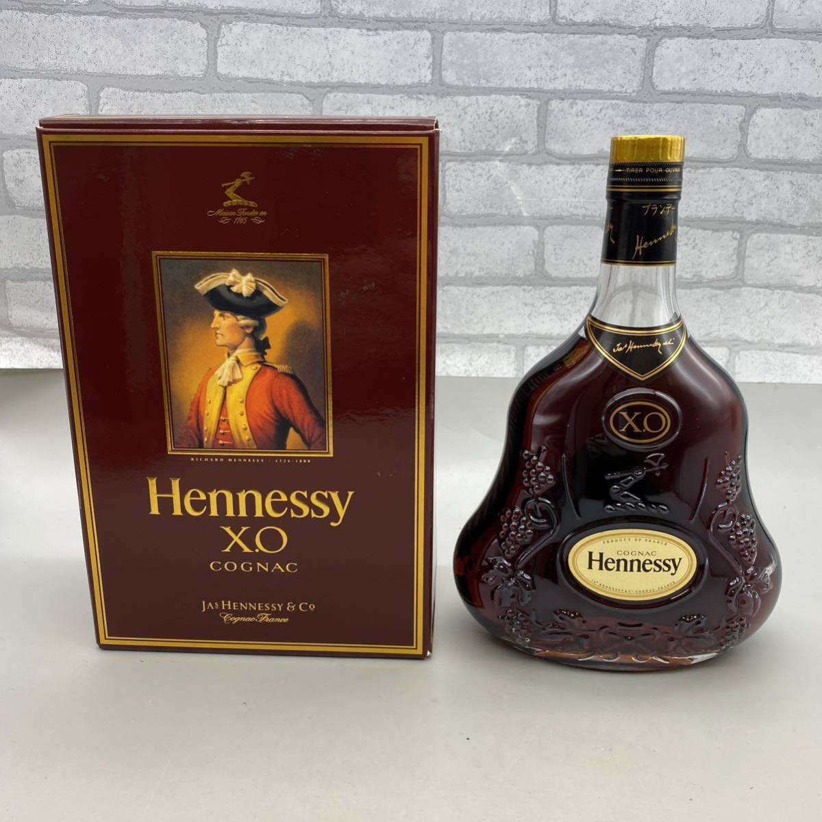 【11-1A-1】未開栓 Hennessy ヘネシー COGNAC コニャック XO ブランデー 金キャップ 内容量700ml 