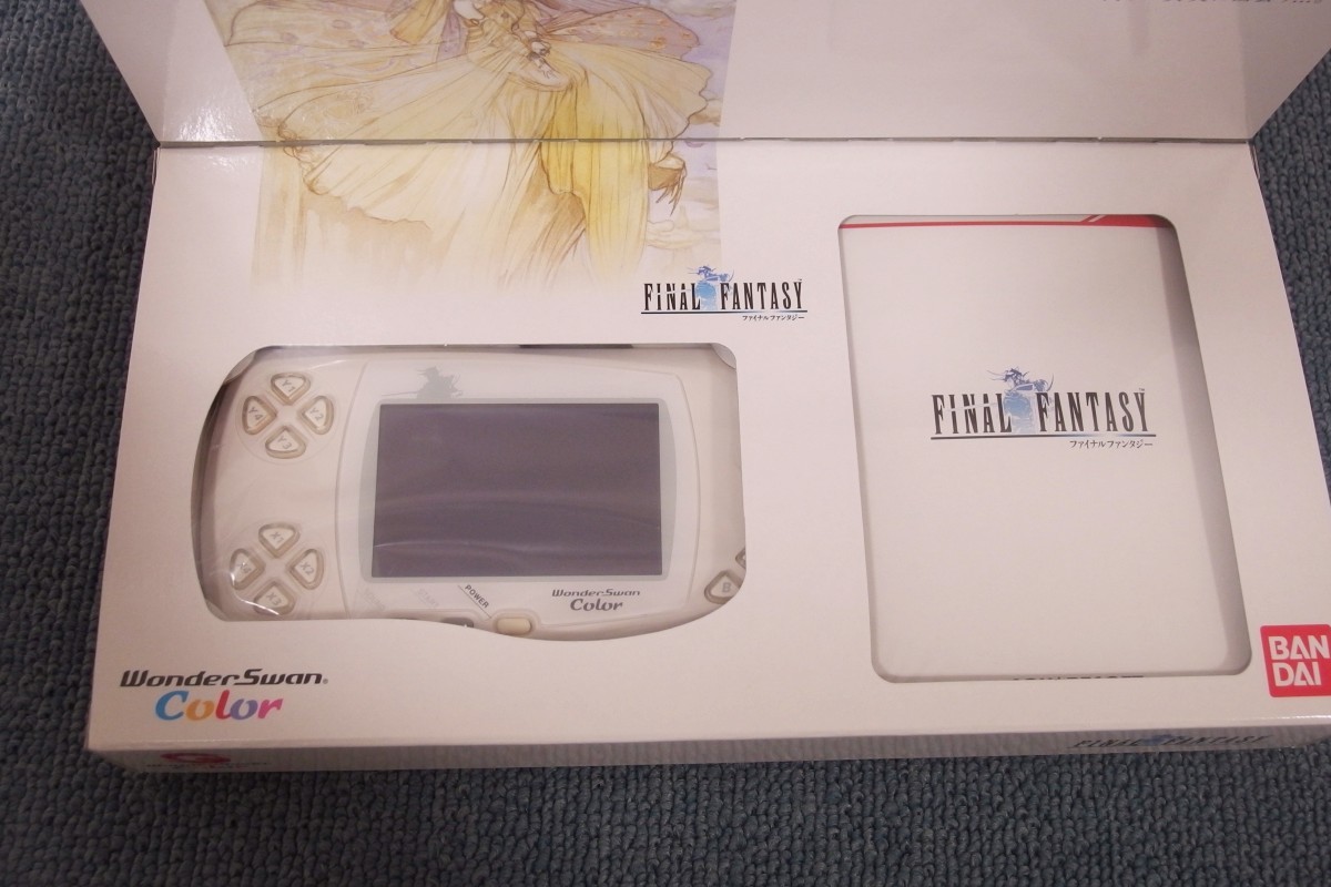 美品 ワンダースワンカラー FF1 同梱モデル ファイナルファンタジー1